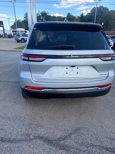 2023 Jeep Grand Cherokee Laredo