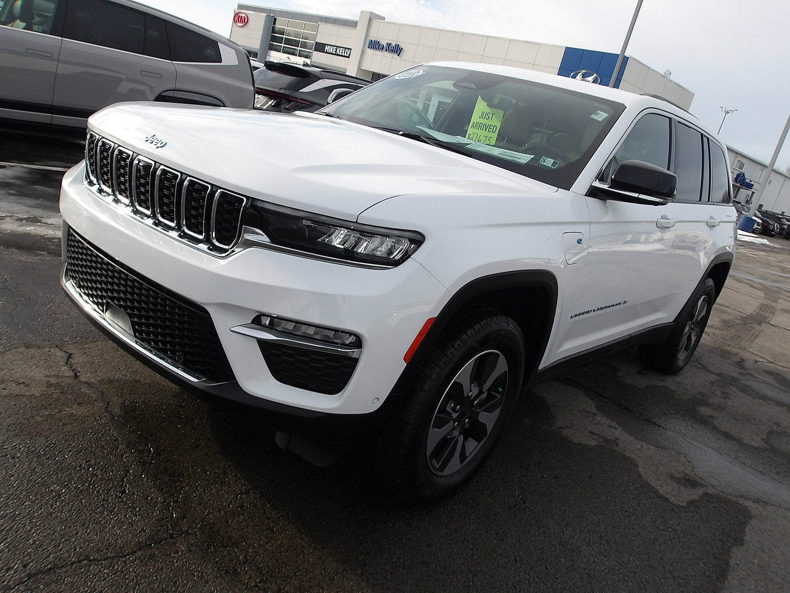 2022 Jeep Grand Cherokee 4xe BASE