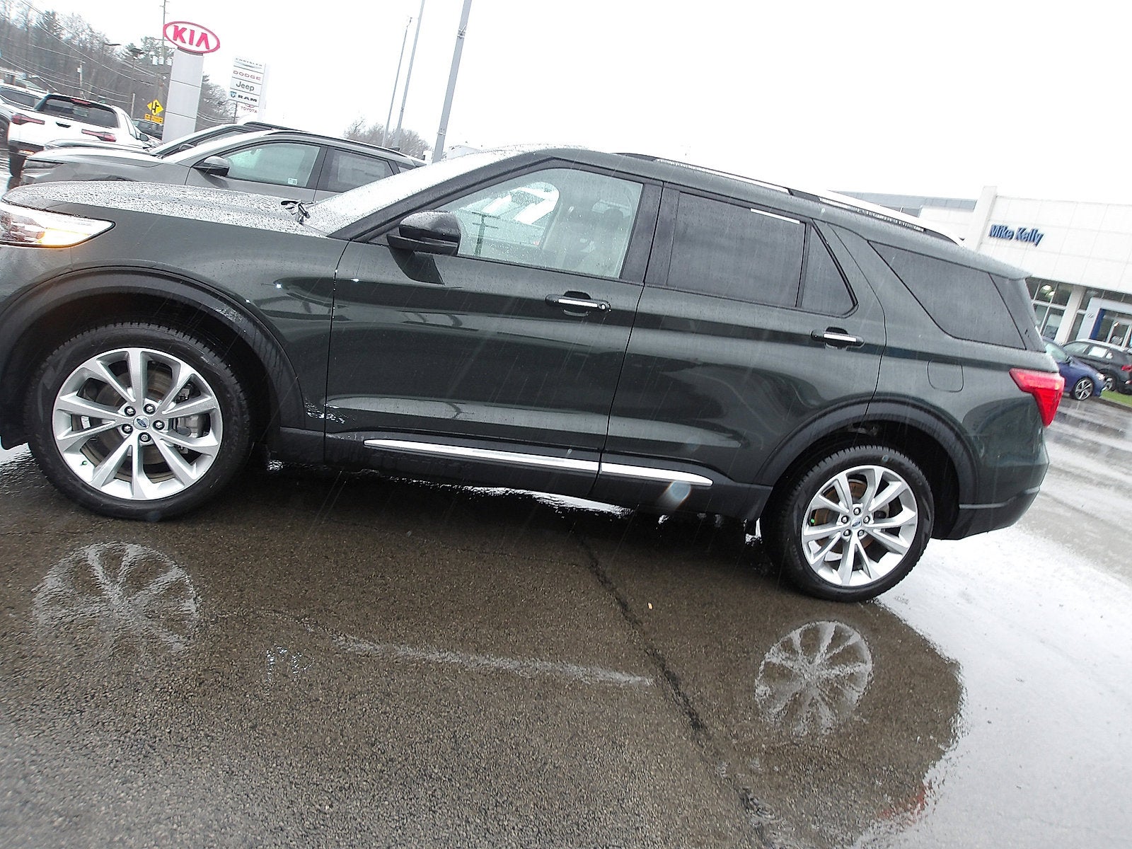 2023 Ford Explorer Platinum