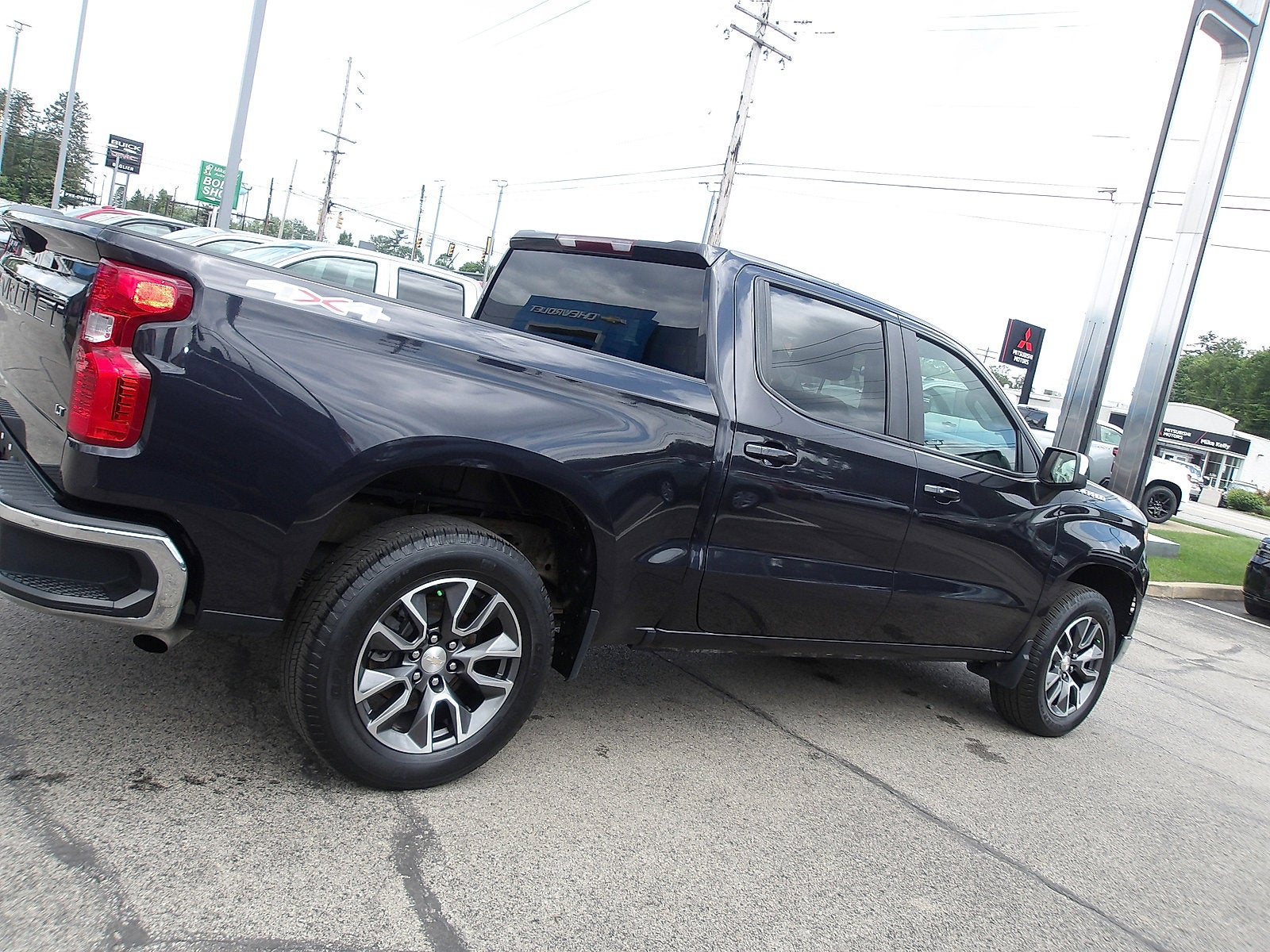 2022 Chevrolet Silverado 1500 LT (2FL)