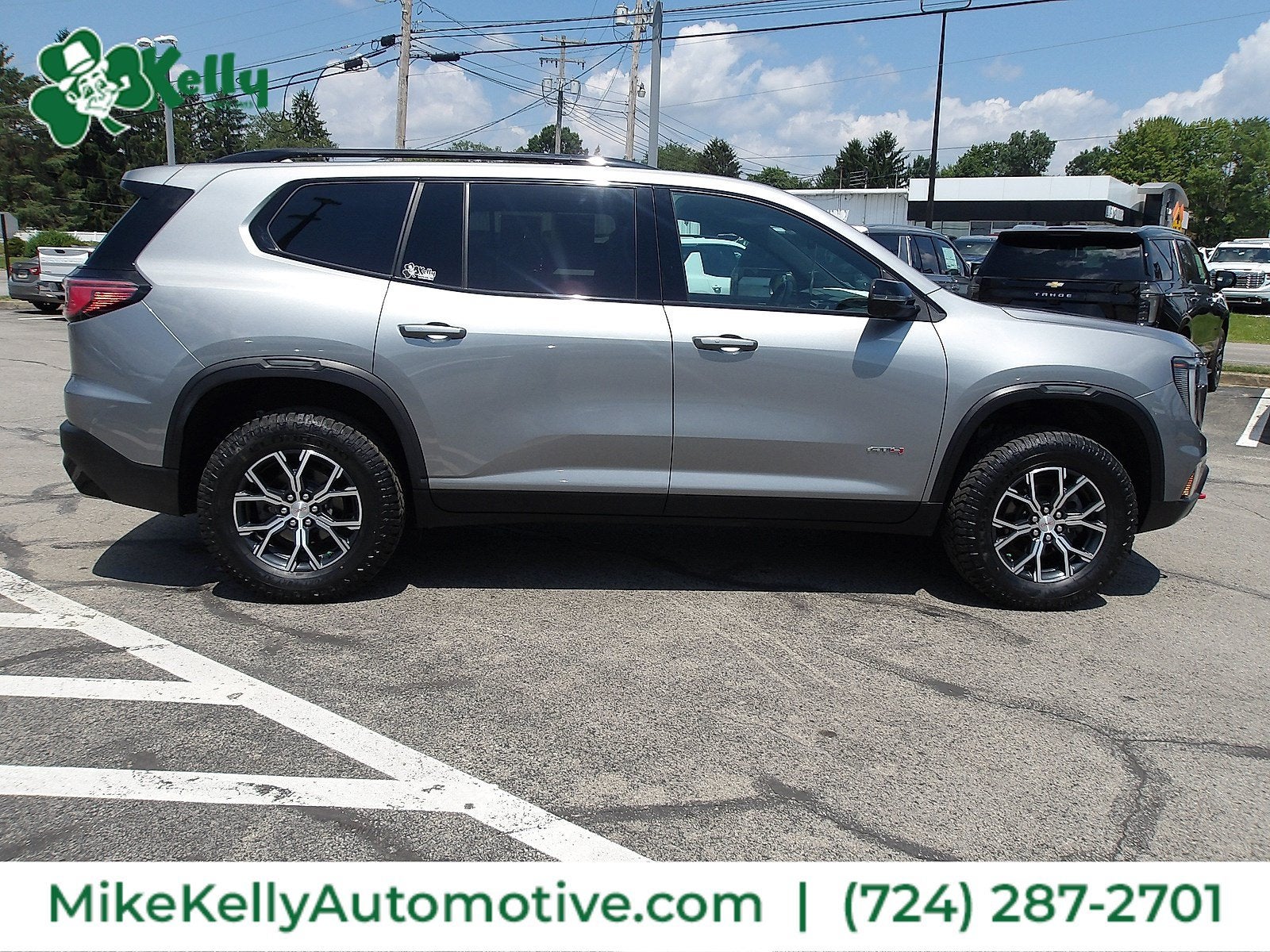 2024 GMC Acadia AT4