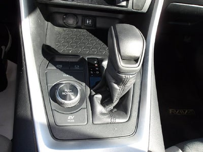 2019 Toyota RAV4 Hybrid XLE