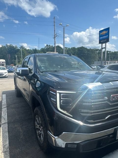 2023 GMC Sierra 1500 SLT