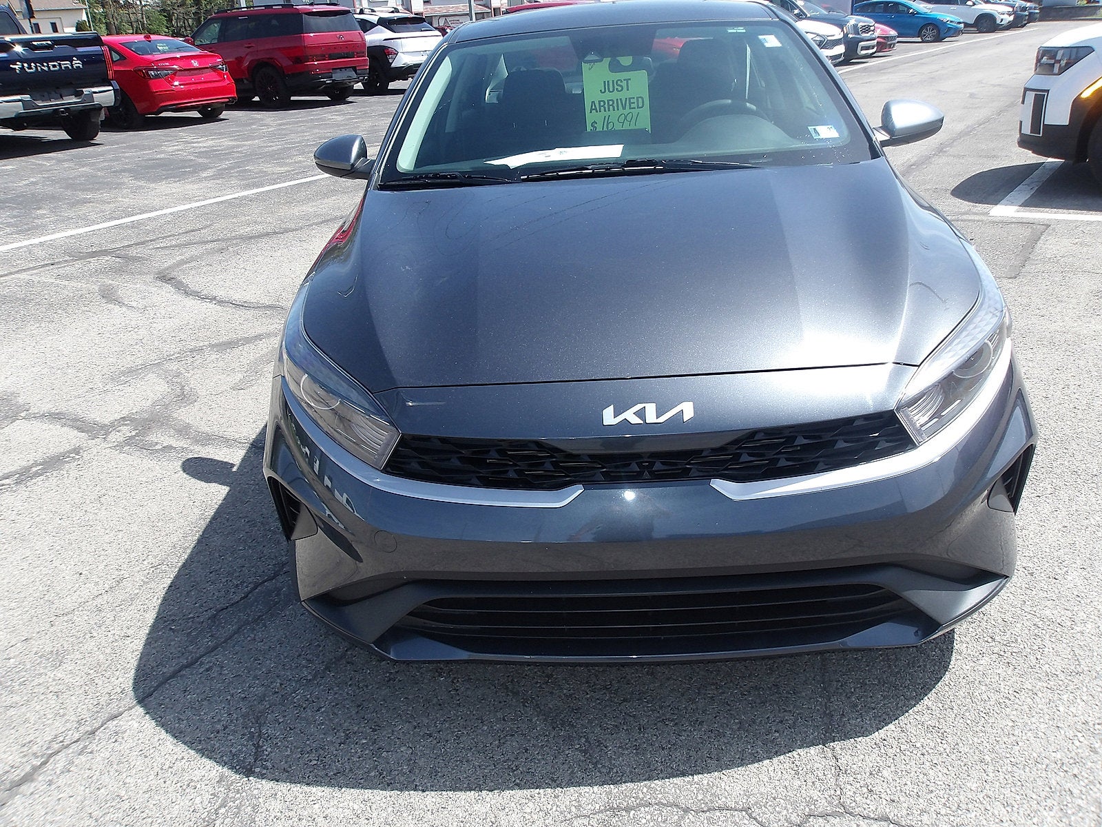 2023 Kia Forte LX