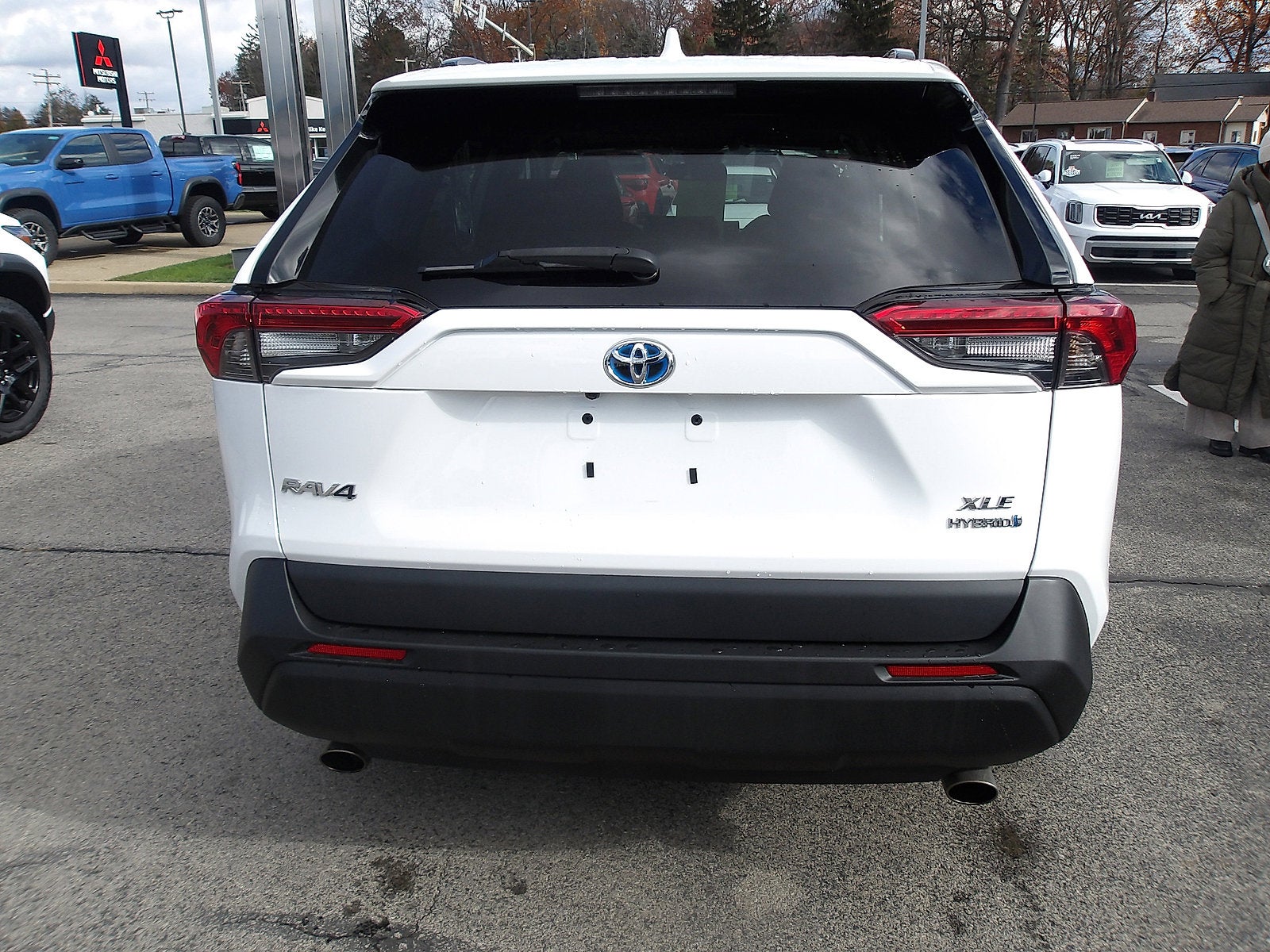 2021 Toyota RAV4 Hybrid XLE