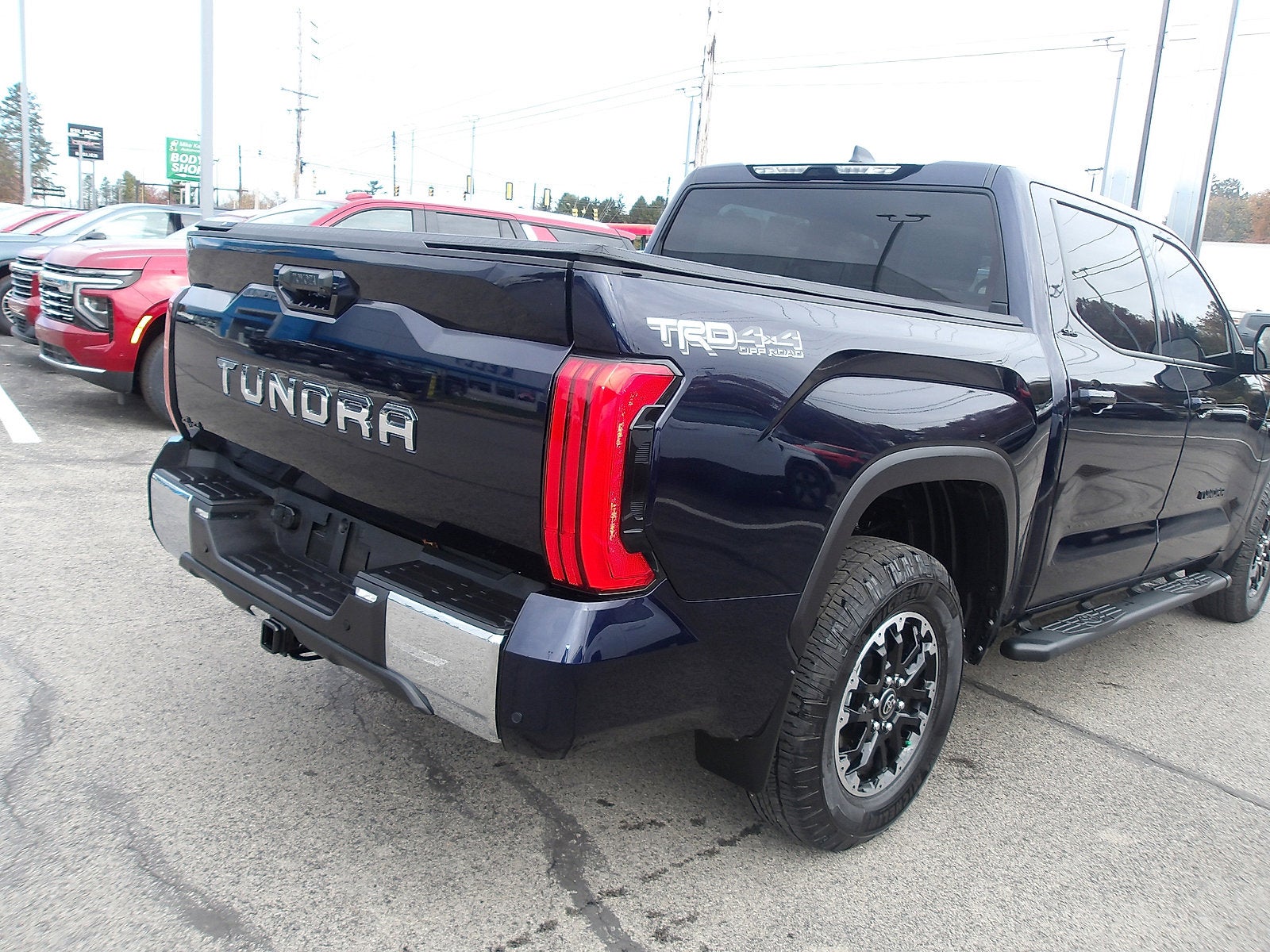 2025 Toyota Tundra 4WD SR