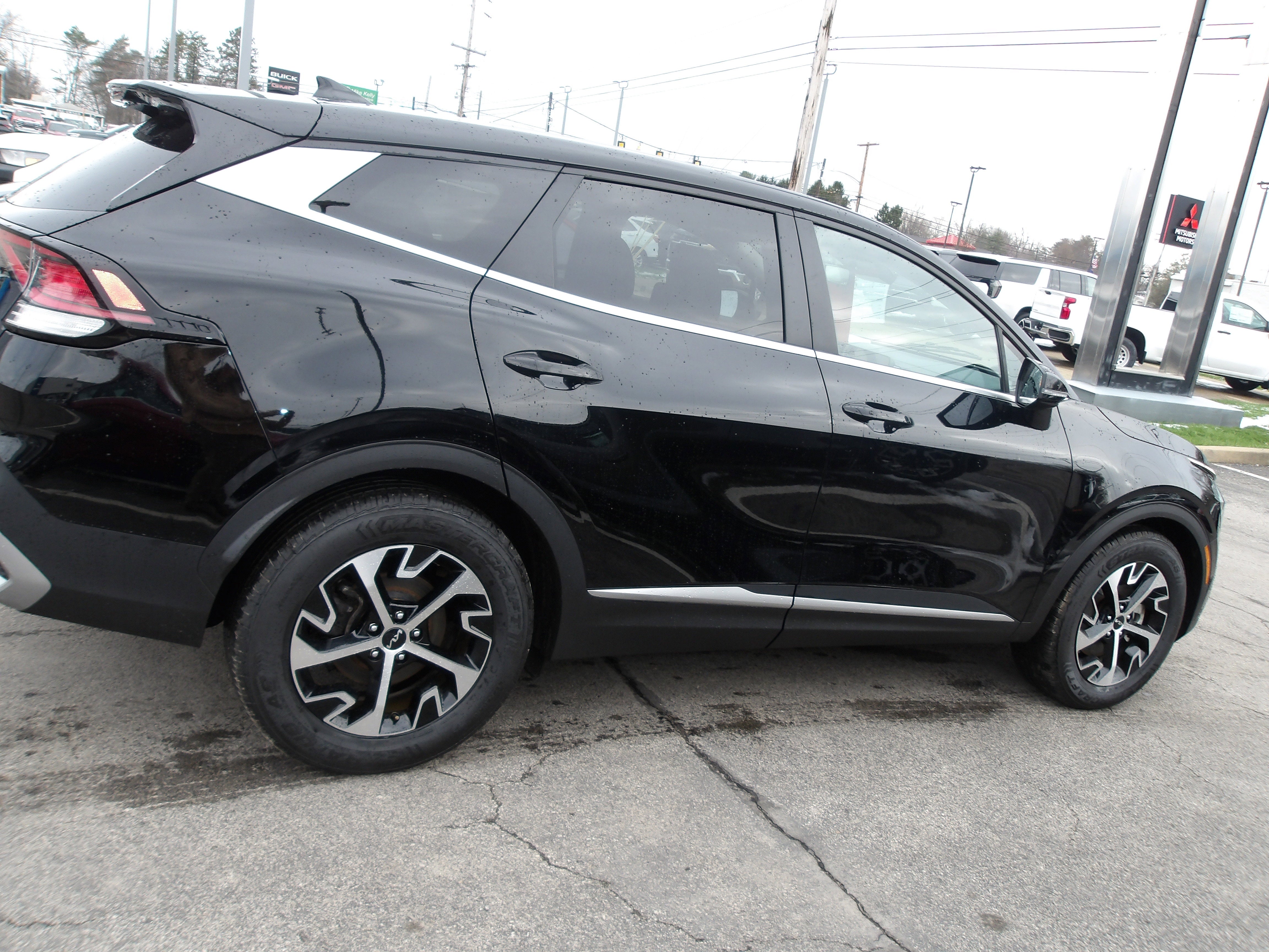 2023 Kia Sportage EX
