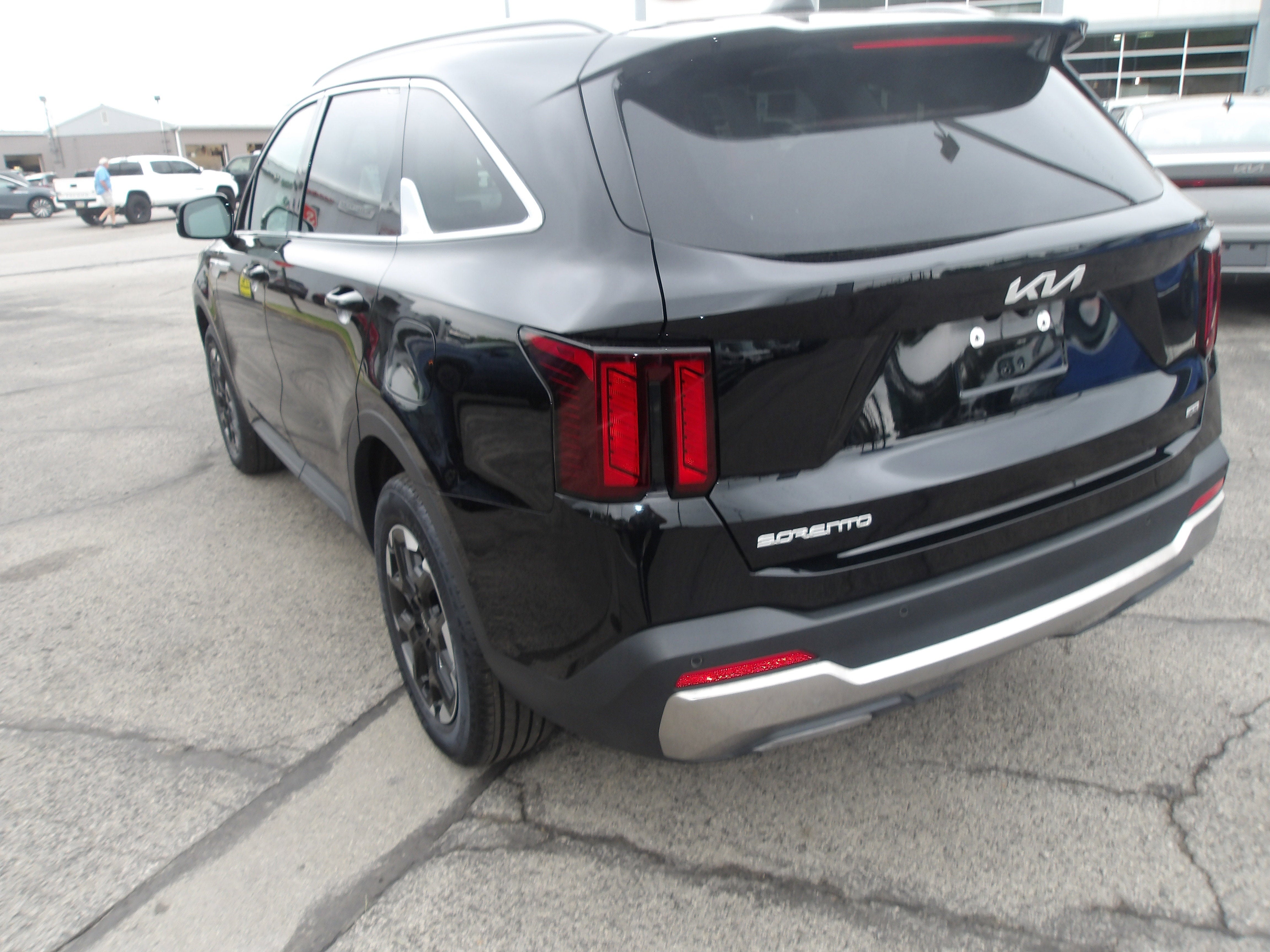 2025 Kia Sorento S