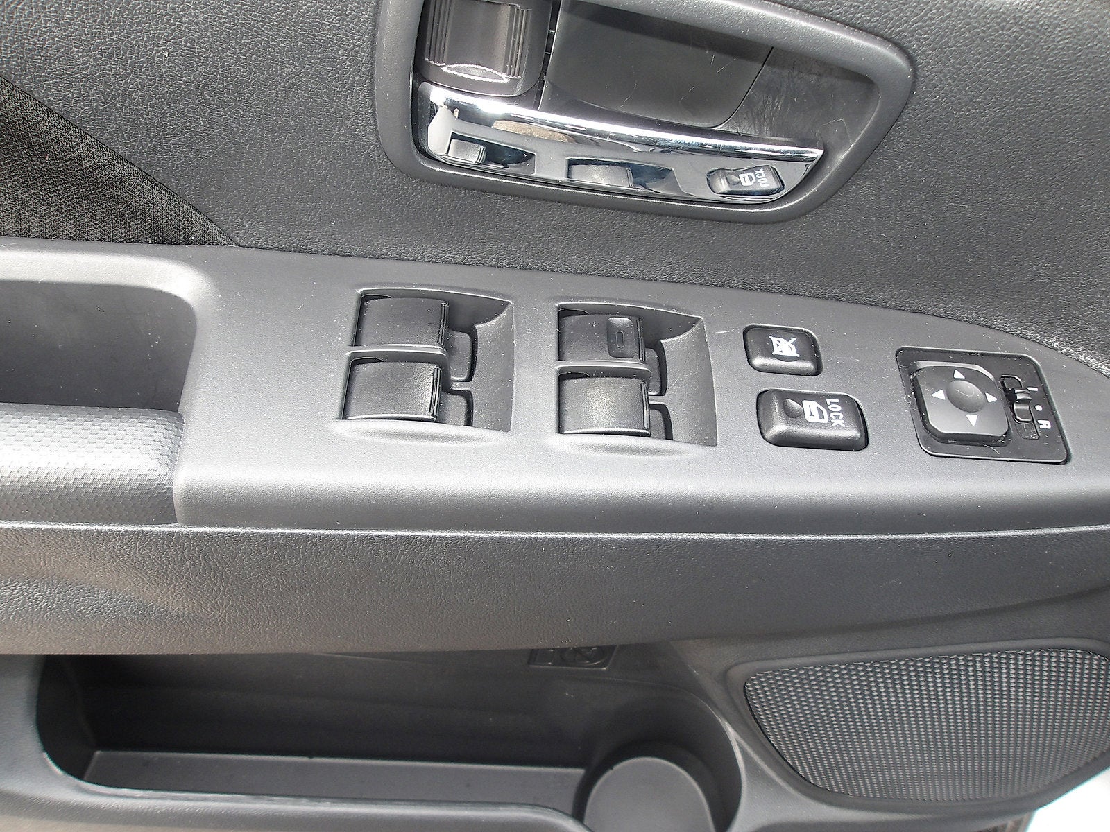 2024 Mitsubishi Outlander Sport S