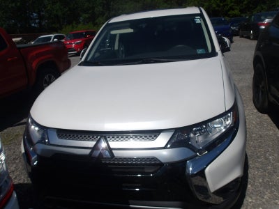 2020 Mitsubishi Outlander ES