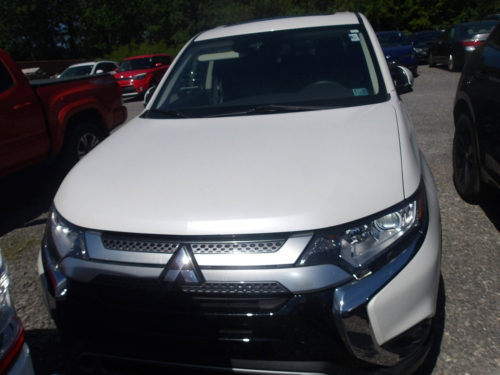 2020 Mitsubishi Outlander ES