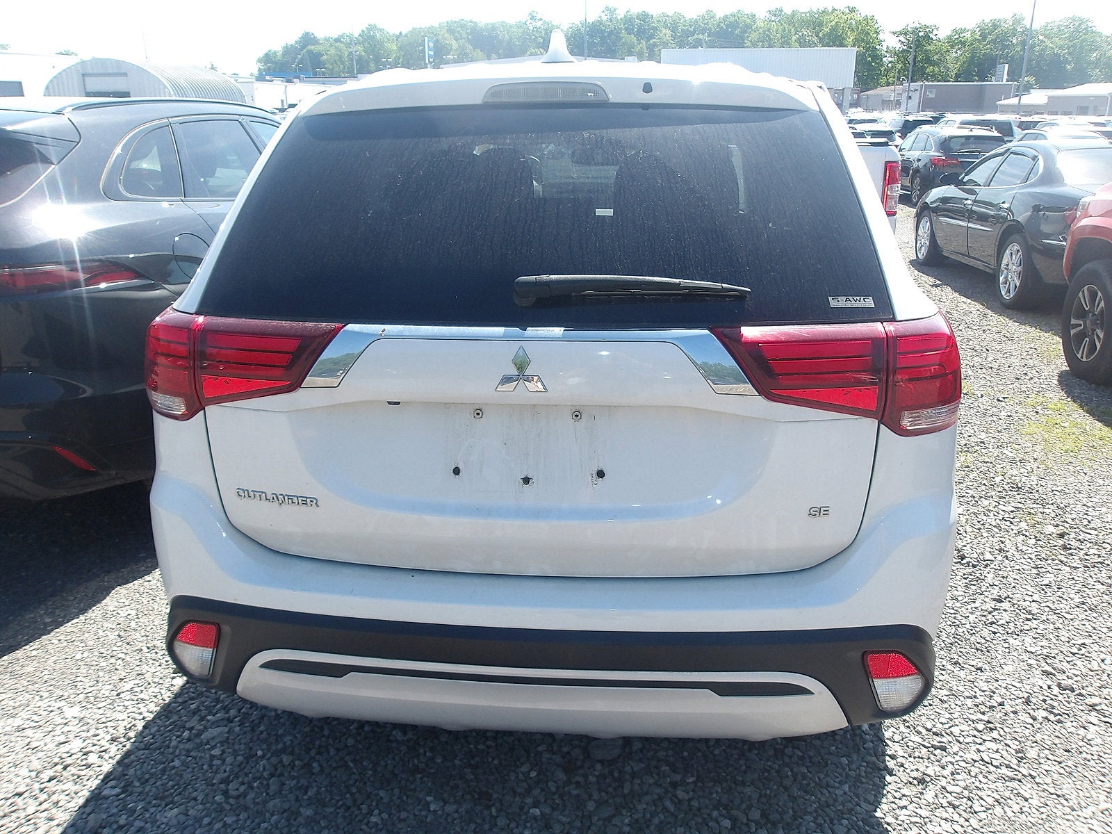 2020 Mitsubishi Outlander ES