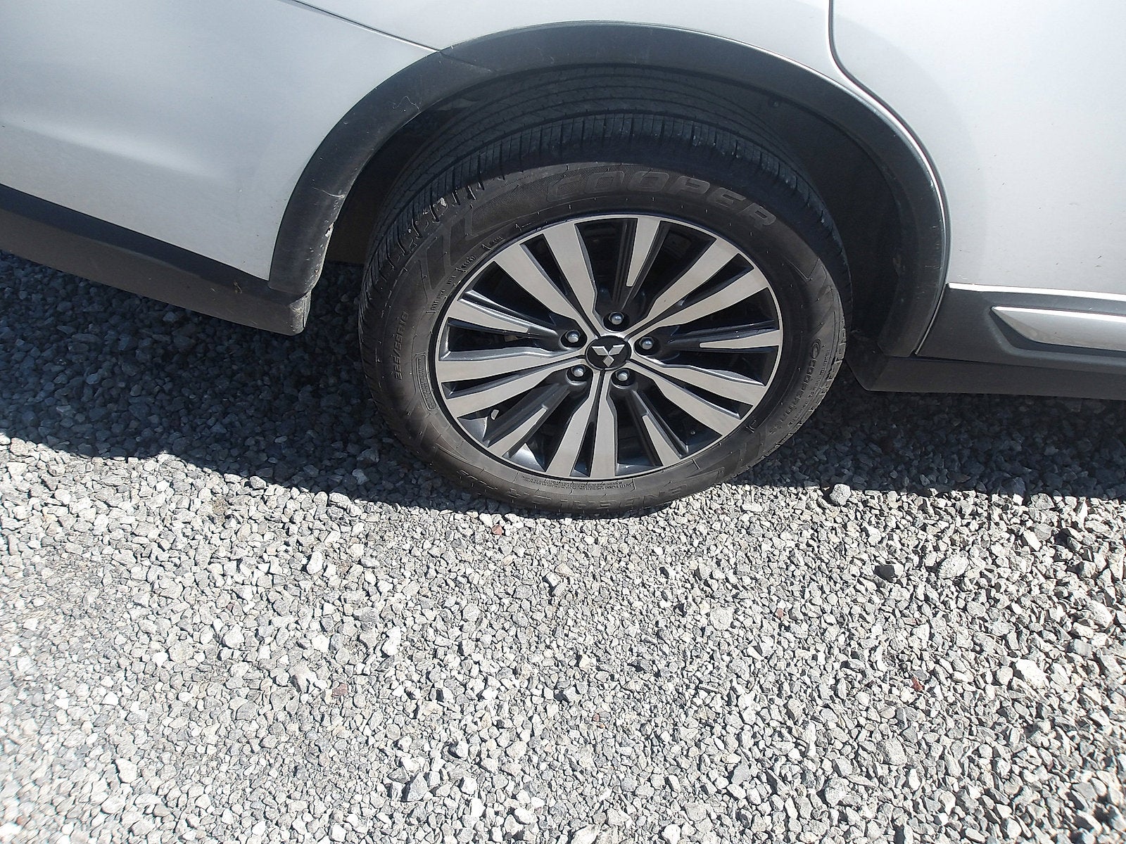 2020 Mitsubishi Outlander ES