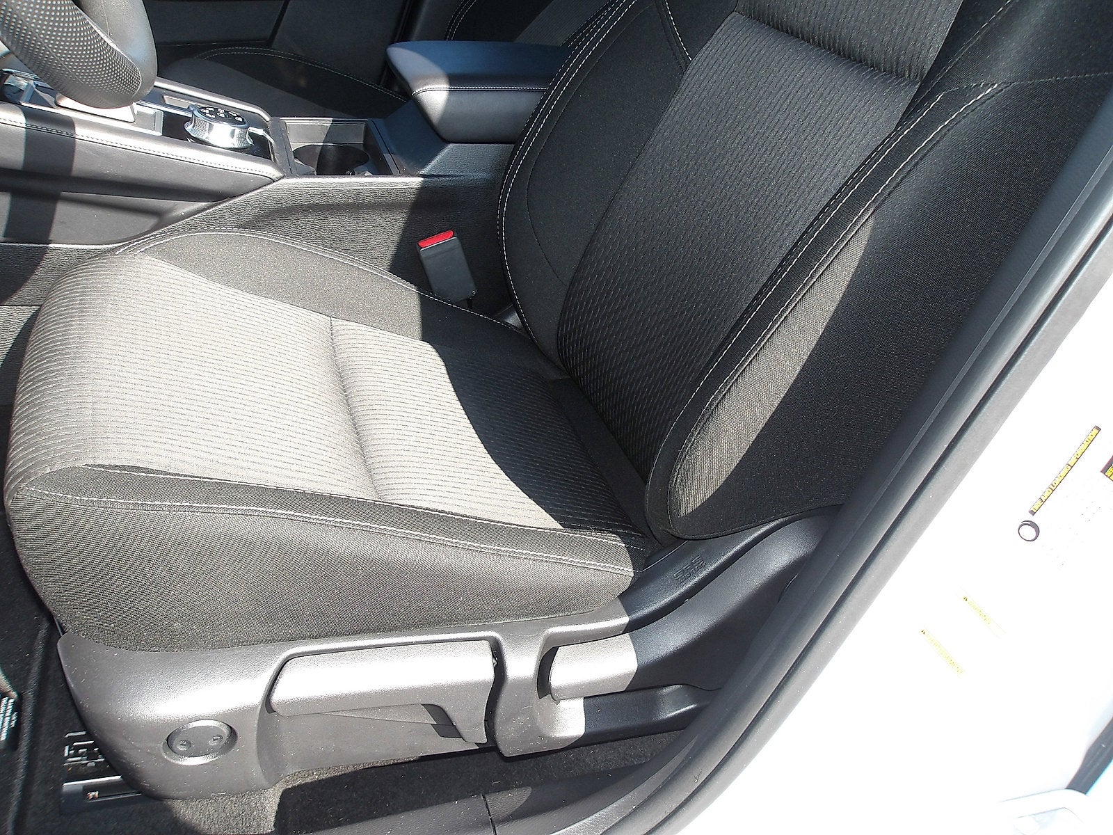 2024 Mitsubishi Outlander ES