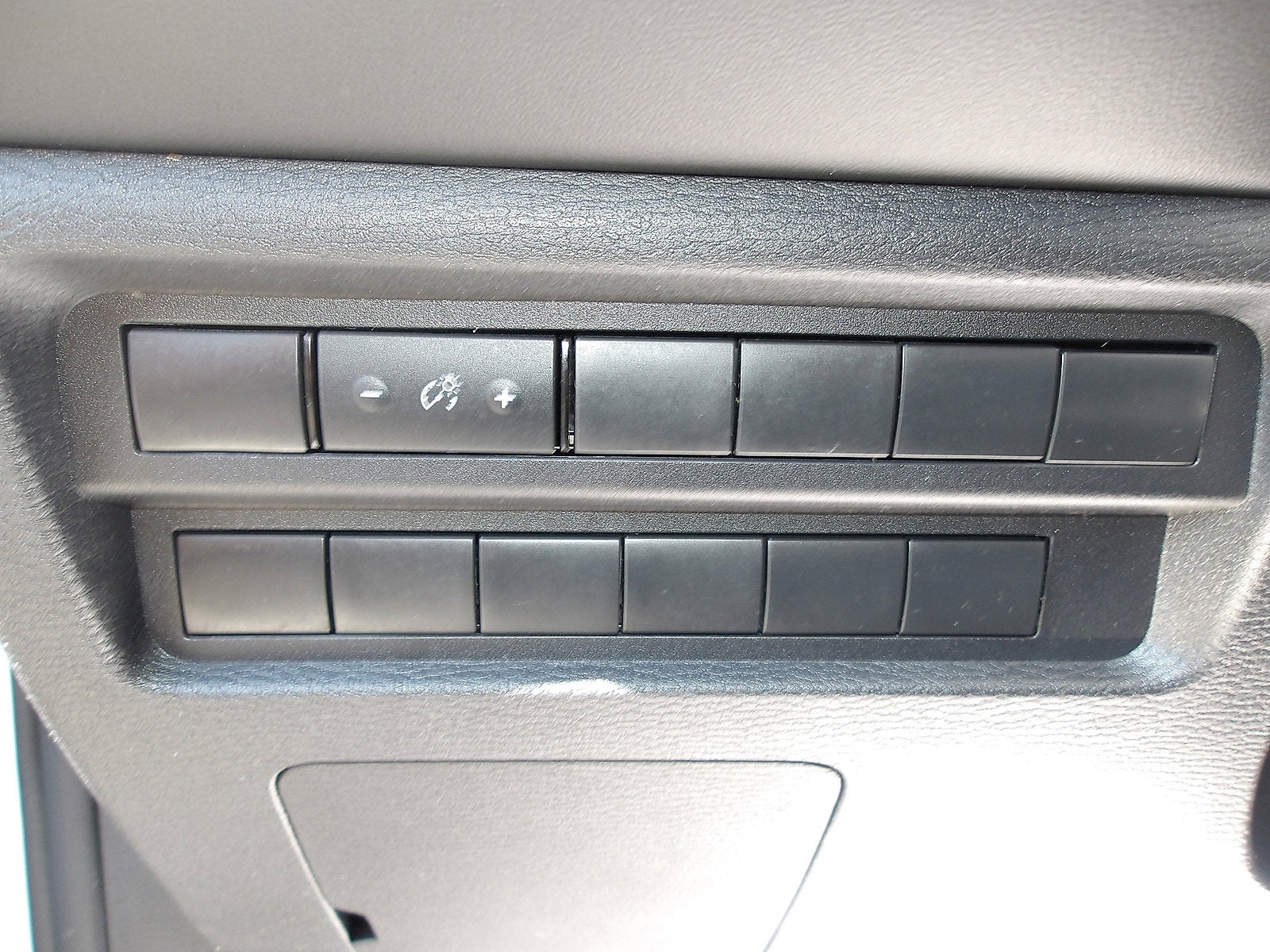 2024 Mitsubishi Outlander ES