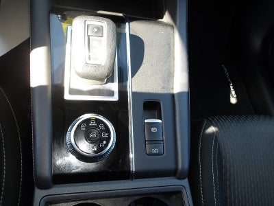 2024 Mitsubishi Outlander ES