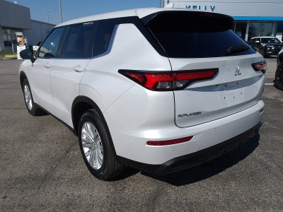 2024 Mitsubishi Outlander ES