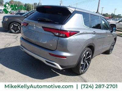 2023 Mitsubishi Outlander SE