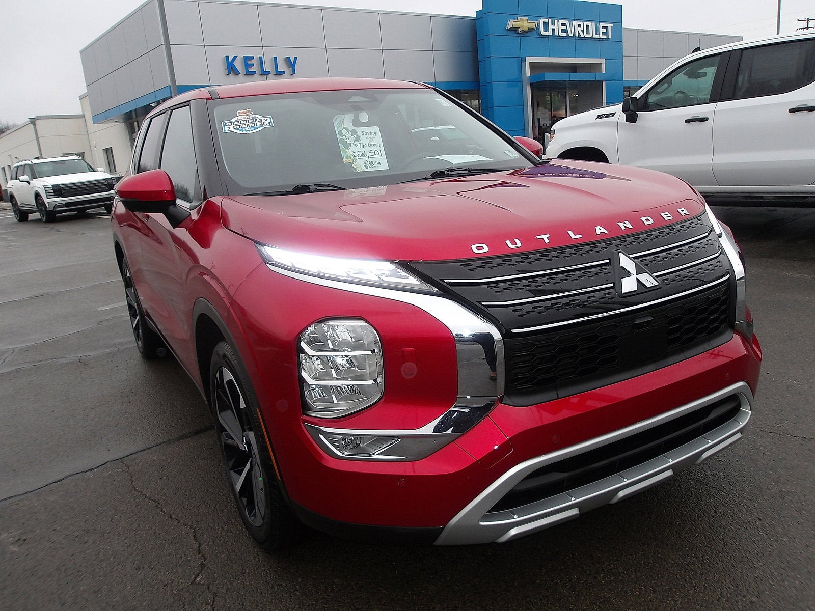 2024 Mitsubishi Outlander SE