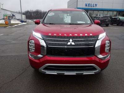 2024 Mitsubishi Outlander SE