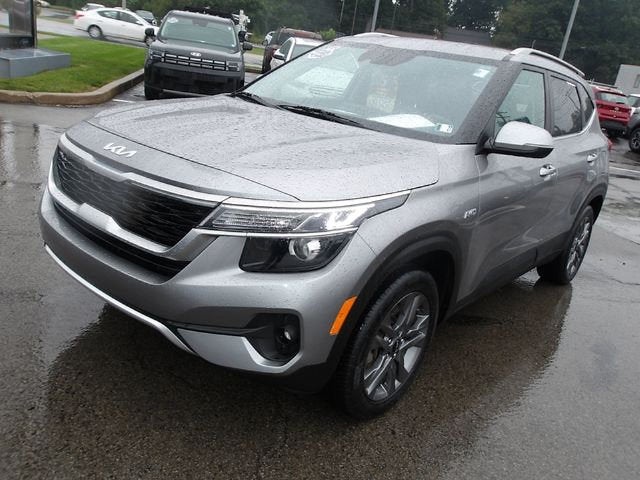 2023 Kia Seltos S